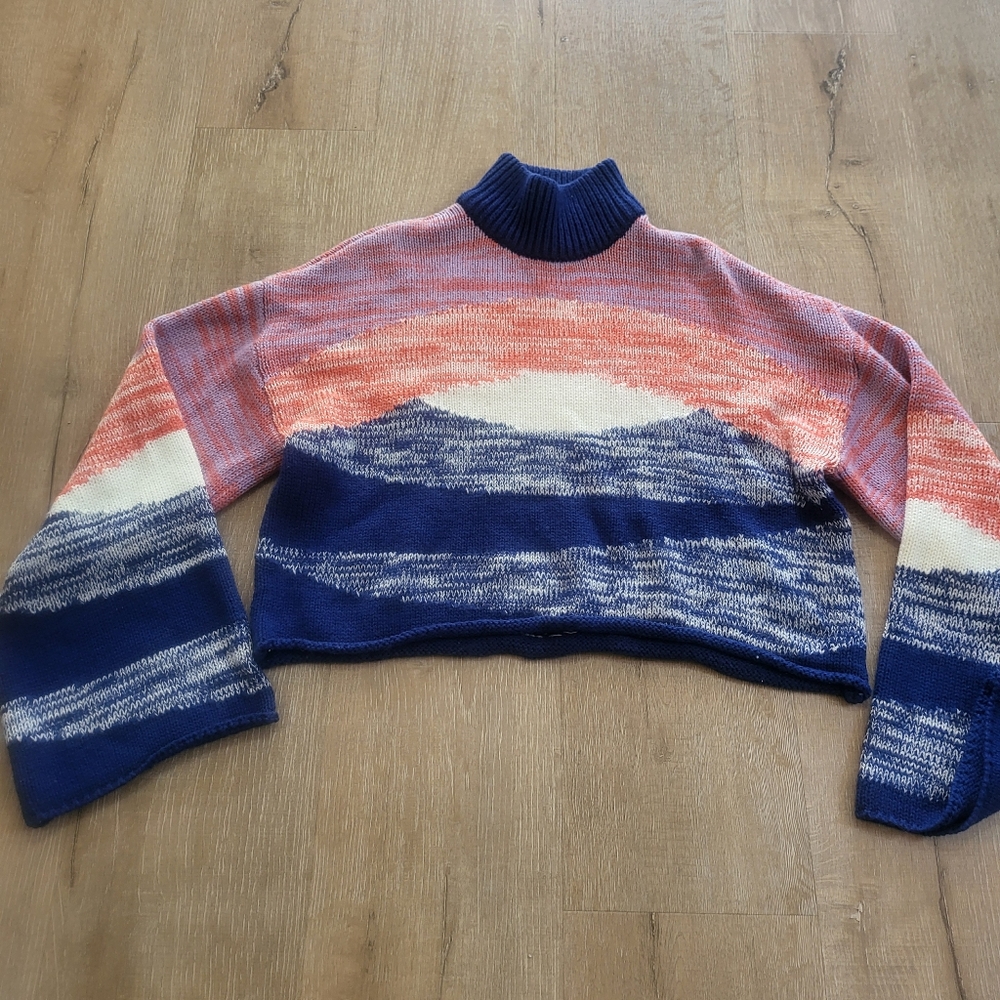 Vera Moda Cropped Turtle Neck Sweater Size Medium